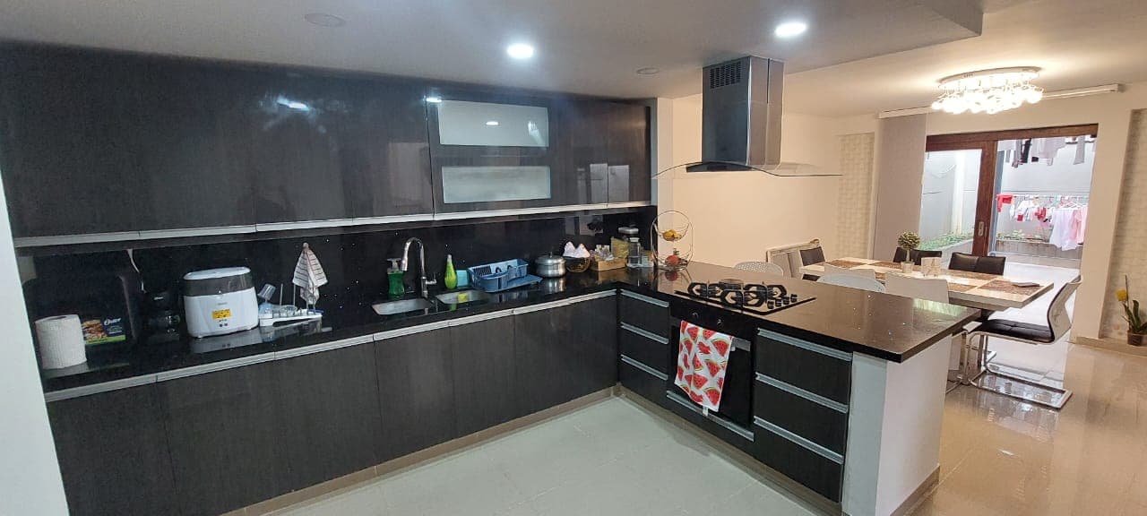 📍 Casa en Venta - El Poblado – Loma de Los Parra | Medellín