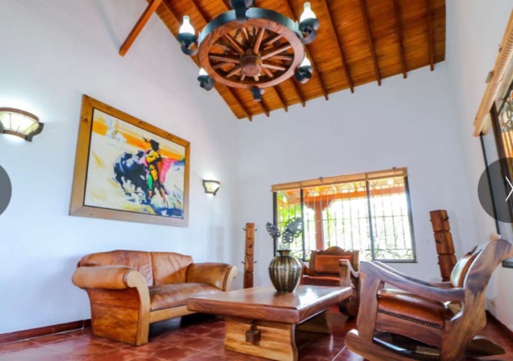 Casa 🏠 Campestre El Limonar 3000 millones