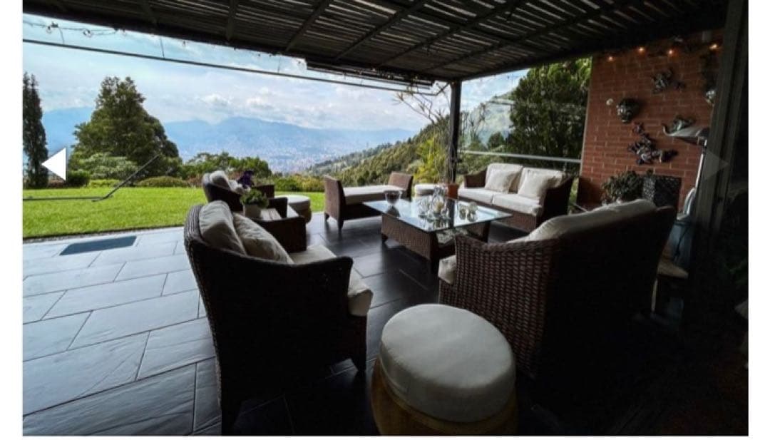 Casa 🏠 Palmas un solo nivel 440 metros 4200 millones 6300 lote