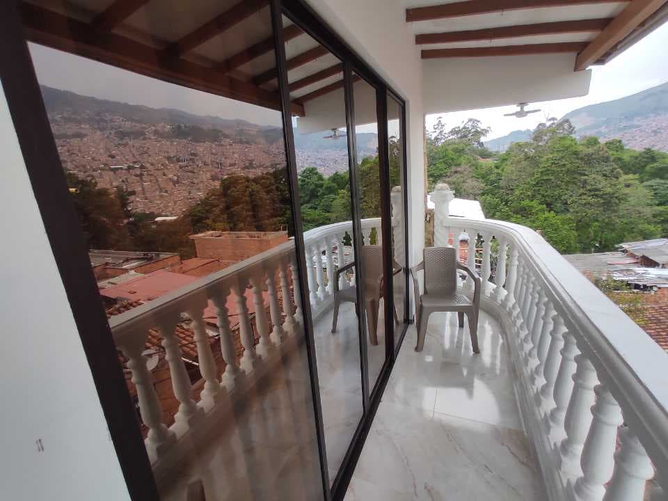 SOLO CONTADO! Casa Unifamiliar De 160 m² Tricentenario Medellin