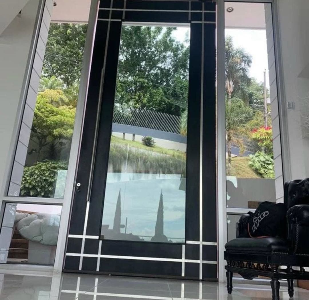 Mansion El Poblado 1500 metros construida 12 mil millones