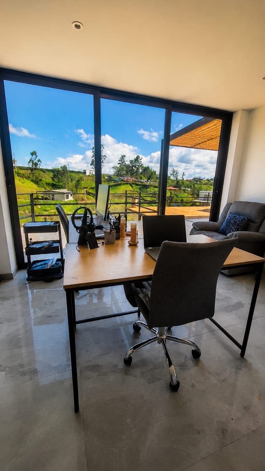 Vendo Lujosa Casa campestre en Condominio San Vicente Ferrer