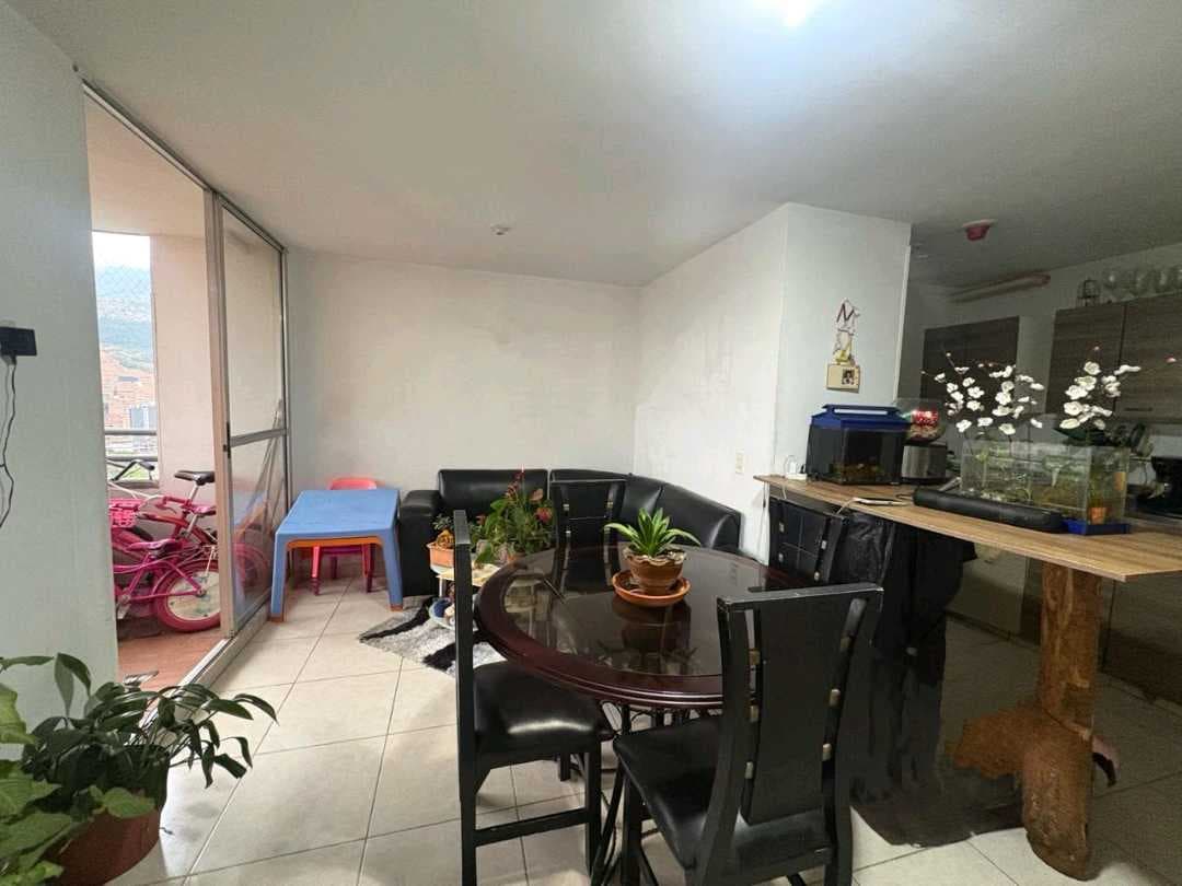 Apartamento frente a la estación madera con excelente vista.